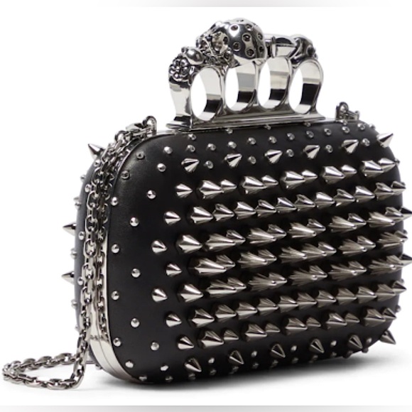NEW🔥Alexander McQueen Skull Knuckle Bag with Spikes🔥 - Picture 8 of 16